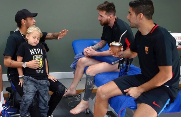 FOTO Revenirea fiului risipitor! Neymar s-a întors la Barcelona: "Mă bucur să îmi revăd frații"