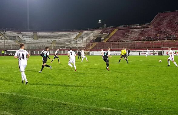 VIDEO + FOTO Meci incredibil în Giulești » Academia Rapid a dat 26 de goluri în meciul cu Venus București