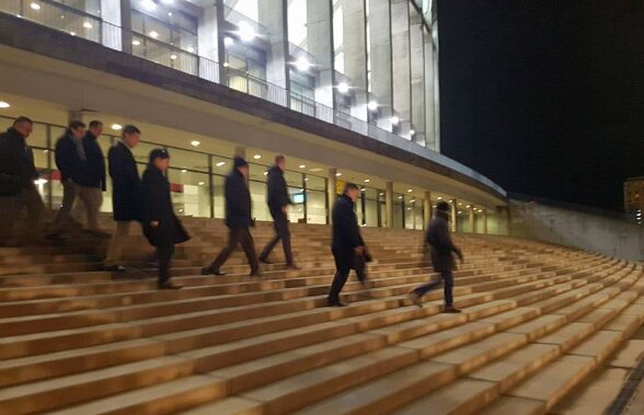 FCSB - JUVENTUS 4-0. FOTO Personaje misterioase în lojă » Un grup de străini a urmărit meciul dintre FCSB și Juventus București. Cum au reacționat la faze