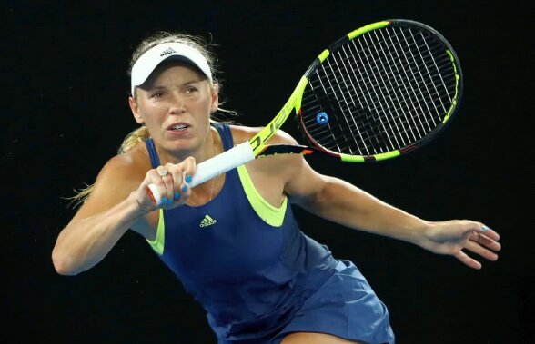 AUSTRALIAN OPEN // Caroline Wozniacki n-a mai rezistat! S-a luat de organizatori: "A fost nepoliticos cu mine!" » L-a certat și pe arbitru