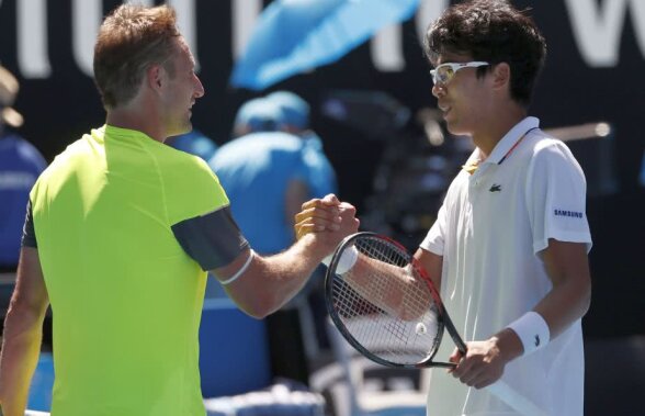 AUSTRALIAN OPEN // Continuă parcursul senzațional și face istorie » S-a terminat semifinala Hyeon Chung - Tennys Sandgren