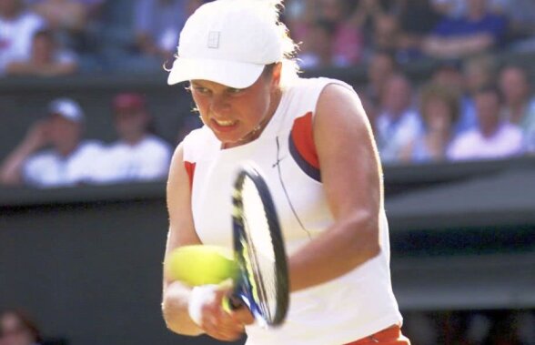 SIMONA HALEP /  Două coincidențe uluitoare după finala Australian Open + o întrebare vitală: Simona Halep, modelul Kim Clijsters sau Dinara Safina?