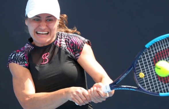 VIDEO Monica Niculescu, eliminată la Doha » Caroline Wozniacki a învins-o în două seturi în optimile turneului