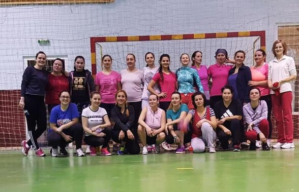 Meci de handbal caritabil la Timișoara, organizat de un grup de Facebook