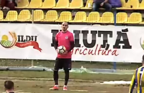 FOTO Nu l-a înțeles nimeni! Cea mai ciudată fază din fotbalul românesc: a tras de timp un minut, deși echipa sa era condusă