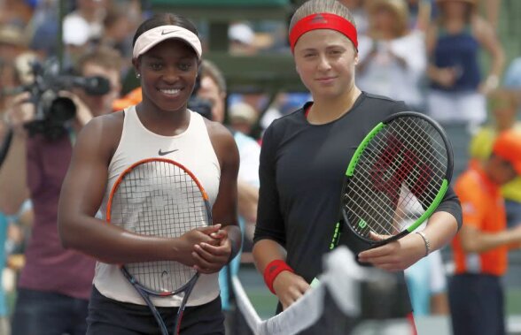 VIDEO S-a terminat finala de la Miami » Victorie în două seturi pentru Sloane Stephens în fața Jelenei Ostapenko 