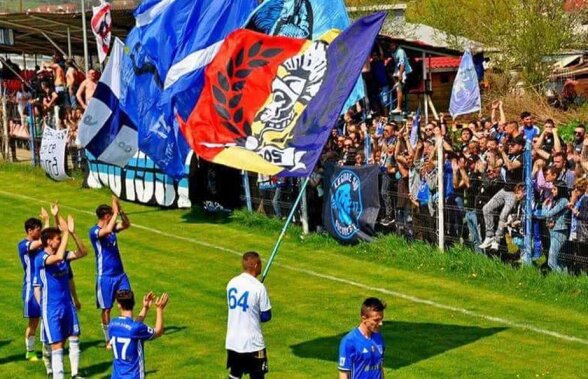 VIDEO FC U Craiova, tot mai aproape de promovare » Alb-albaștrii și-au demolat adversara la ultimul meci din Liga 4-a