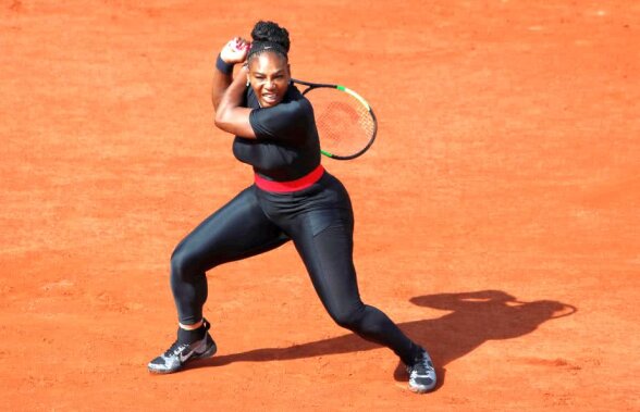 Serena - Pliskova // FOTO Serena Williams a revenit în circuit îmbrăcată precum "Catwoman" și s-a calificat în turul 2 la Roland Garros: "Regina s-a întors!" 