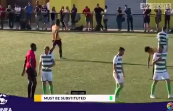 VIDEO Cartonaşul verde, utilizat în premier la un meci internaţional » Ce sancţiune a primit jucătorul vizat
