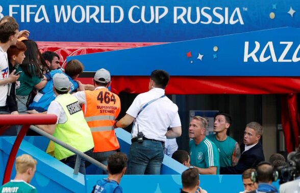 FOTO Un titular al Germaniei a sărit să lovească un fan după umilința de la Mondial!