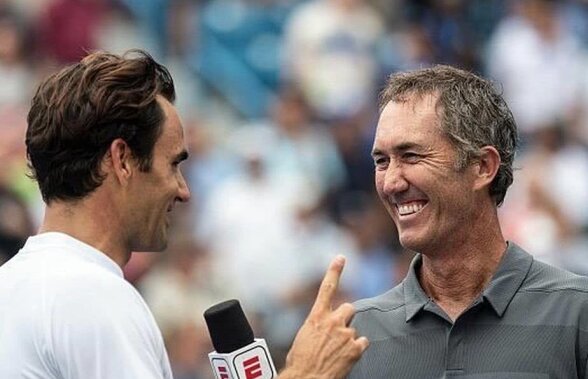 VIDEO Replica genială dată de Darren Cahill lui Roger Federer, după ce elvețianul a comis-o la interviu: "Avem 5 copii împreună" :D