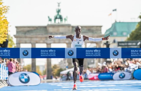 A învățat să alerge pentru că stătea departe de școală » Povestea fascinantă a recordmanului la maraton, Eliud Kipchoge