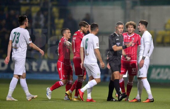 VIDEO + FOTO Dinamo a solicitat penalty în prima repriză cu Chiajna! Radu Petrescu a închis ochii: părerea specialistului 