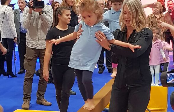 VIDEO+FOTO Nadia a inaugurat grădinița pentru micii gimnaști » Poanta zilei la eveniment: "Nu e copilul meu, e al lui Borcea" :D