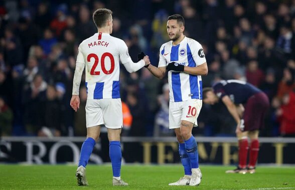 VIDEO HAOS în Premier League la duelul dintre Arsenal și formația lui Florin Andone » A intrat pe teren fără să știe ce joacă :) 