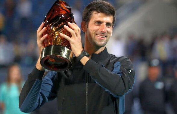 GALERIE FOTO Start de sezon de vis pentru Novak Djokovic » S-a impus pentru a treia oară la Abu Dhabi după o finală de excepție