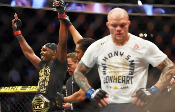 VIDEO + FOTO Jon Jones, campion suprem în UFC după lupta cu Anthony Smith: „N-am mai întâlnit așa ceva! Vorbea cu mine în timp ce îl loveam”
