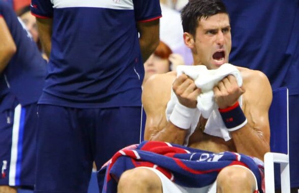 VIDEO Novak Djokovic și-a pierdut complet controlul în meciul cu Tecău! A făcut praf racheta, dând cu ea de zidurile din jurul arenei