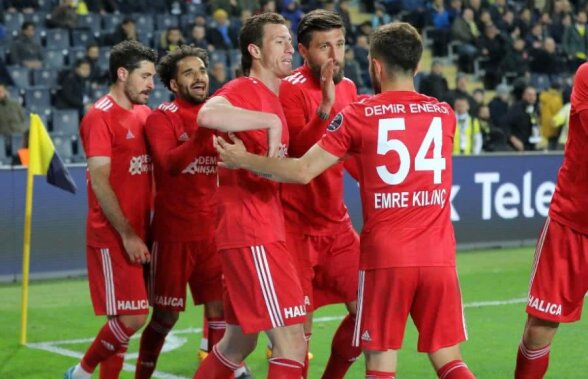 FENERBAHCE - SIVASSPOR 2-1 // Paul Papp, integralist în înfrângerea dramatică împotriva lui Fener + situație complicată pentru Torje