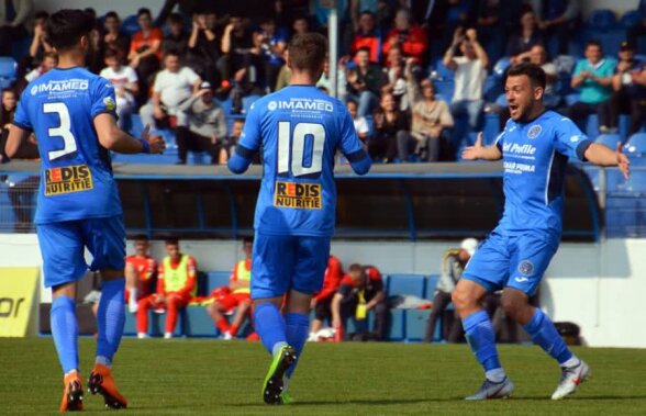 Liga 2 // Academica Clinceni rămâne pe primul loc în B, după 2-0 cu Sportul Snagov, Petrolul, victorie cu Aerostar Bacău