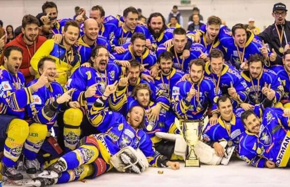Corona Wolves - CSM Galați 3-1 // „Lupii” au luat titlul național la hochei pe gheață 