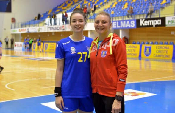 EXCLUSIV Așa mamă, așa fiică! » La 16 ani, Alicia, fata Simonei Gogârlă, e unul dintre copiii-minune ai handbalului românesc: „Mama era războinică pe teren”