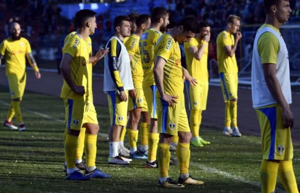 PETROLUL - DACO-GETICA 1-3 // E haos la Petrolul! Cristian Vlad și-a dat demisia + jucătorii, UMILIȚI de ultrași!