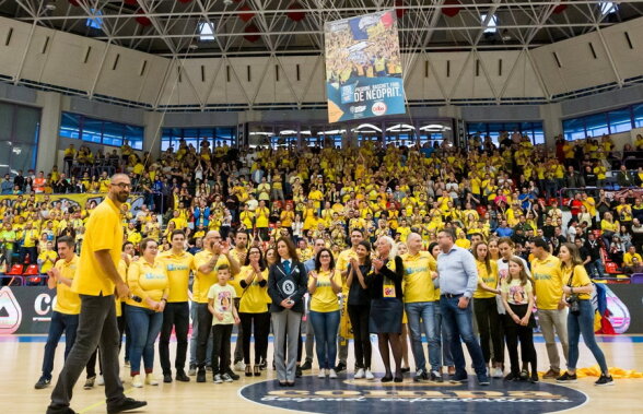 Fanii lui CSU Sibiu au intrat în Cartea Recordurilor cu cea mai mare revistă din lume