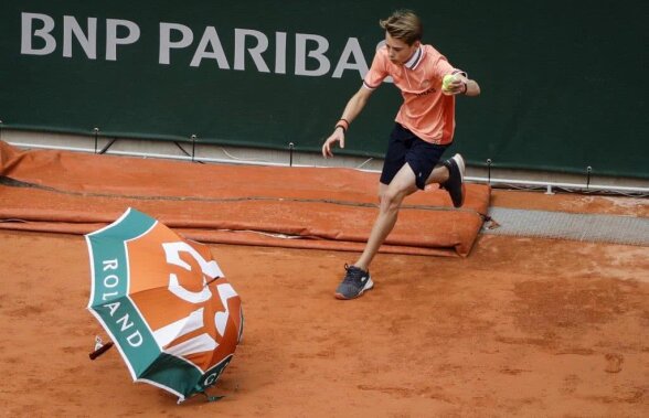 NOVAK DJOKOVIC - DOMINIC THIEM // Nole s-a enervat după eliminarea de la Roland Garros: „Unele dintre cele mai proaste condiții în care am jucat vreodată! Au zburat umbrelele pe teren”