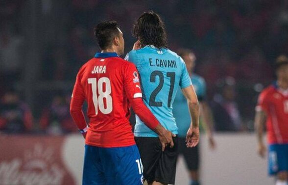 COPA AMERICA // FOTO Fotbalistul-golan! Încă un gest grosolan al lui Gonzalo Jara, la fix 4 ani după ce i-a băgat degetul în fund lui Cavani