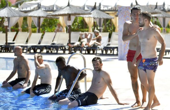 VIDEO+FOTO EXCLUSIV Dinamoviștii s-au relaxat la piscină! Dan Nistor: „La ce fizic ai, numai la sală nu te mai duci acum”