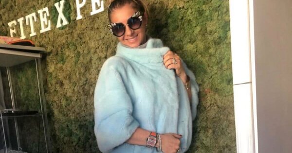 Photo Anamaria Prodan Reghecampf Wants To End Speculation About The Sentimental Life Who Posed On Instagram In A Transparent Robe