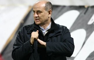 Copos: "Dau 2,8 milioane lunar!"