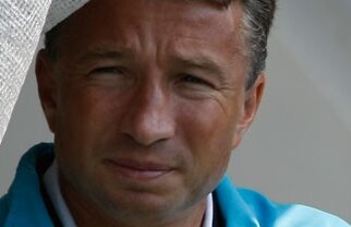 Dan Petrescu: "Sper ca la vară să primesc o nouă medalie de campion cu Unirea"