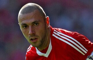 Napoli l-a transferat pe Andrea Dossena de la Liverpool