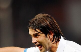 Prima declaraţie a lui Chivu după operaţie: "Vă mulţumesc tuturor, aţi fost extraordinari!"