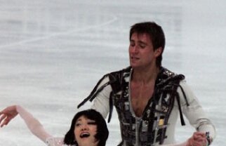 Kavaguti şi Smirnov au cucerit medalia de aur la CE