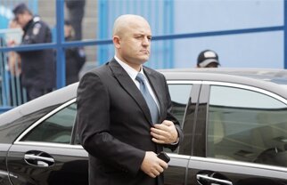 Primăria Craiovei scoate la licitaţie limuzina lui Mititelu