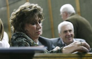 Şefa sportului e la pămînt din cauza tratamentului ministrului Educaţiei » Melinte plînge!