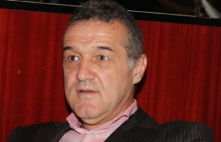 Gigi Becali după declaraţiile lui Mititelu de la DNA: "Eu am trăit ca un copil prost pe pămîntul ăsta?" :)