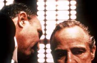 Lui Borcea îi sună telefonul cu melodia din "Naşul" :D