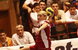 Start perfect în grupele principale ale Ligii pentru Oltchim