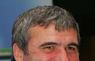 Mircea Sandu: "Sînt zero şanse să avem alt selecţioner în noiembrie!"