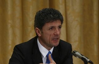 FRF a modificat regulamentul pentru a dezafilia şcoala de fotbal a "Baciului" » Măsură anti-Popescu!