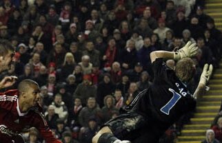 Arlauskis: "Mă doare foarte tare piciorul, dar sper să pot juca în retur!" :S