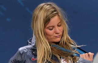 Vicecampiona la half pipe e vegetariană şi trăieşte într-un cort » Hannah Teter cea "verde" :D