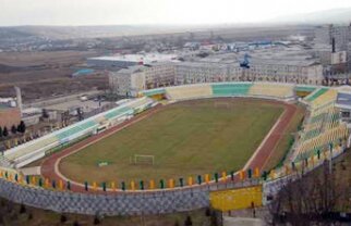 Vasluiul a uscat gazonul cu elicopterul