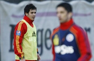 Dinu atacă dur: "Fostul portar, Răzvan Lucescu, să nu mai joace cu Florescu şi Neşu"