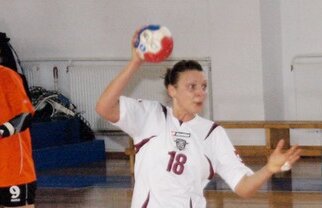 Rapid a învins Buzăul cu 36-35. Gogîrlă a marcat 13 goluri, Gîscă 11!