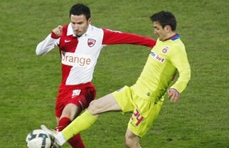 "Cristea n-are caracter!"